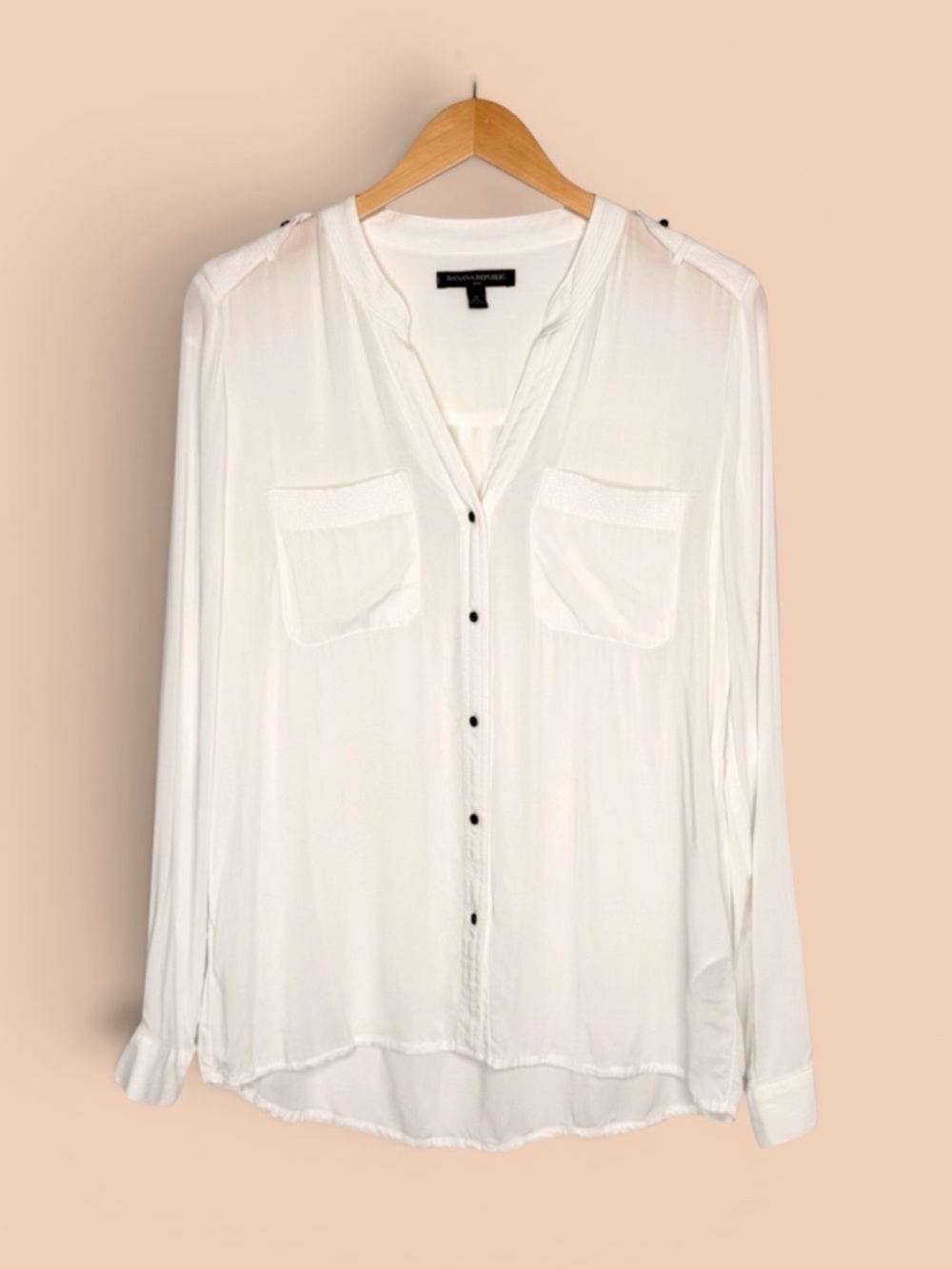 NEW Banana Republic Button Down Smocked Pocket Split V Neck Utility Shirt Size S